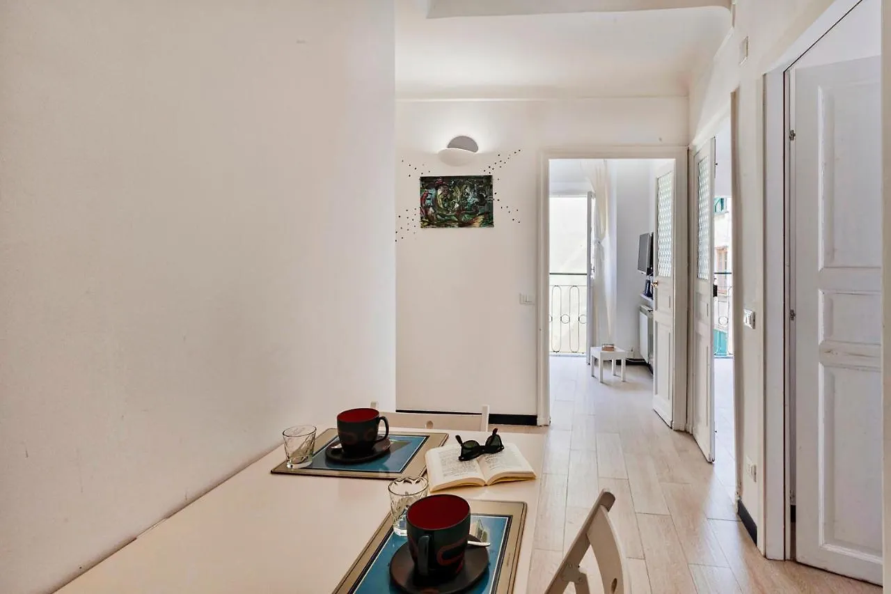 A Pochi Passi Da Piazza De Ferrari By Wonderful Italy Apartman Genova